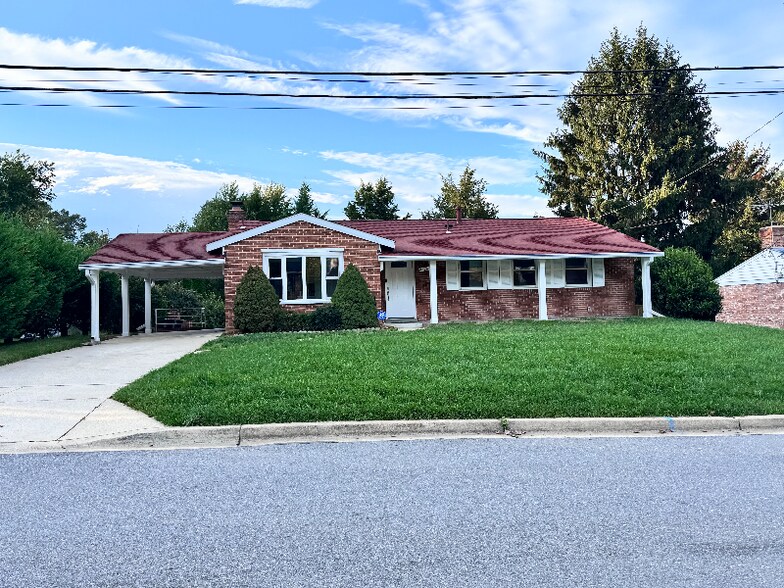 Primary Photo - 4316 Josephine Ave