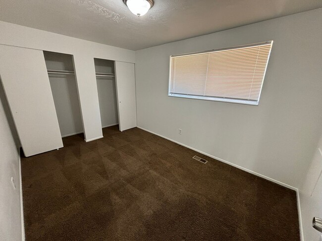 Building Photo - 3359 W 4100 S