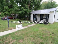 Building Photo - MUNCIE 4 BR 1 BA House with Central Air an...