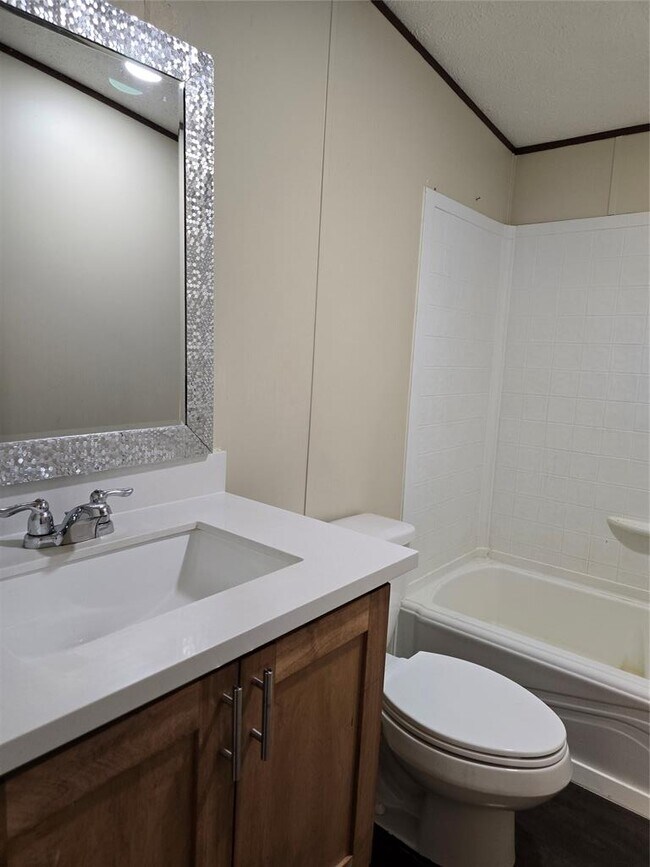 Building Photo - 309 N Buffalo Ave