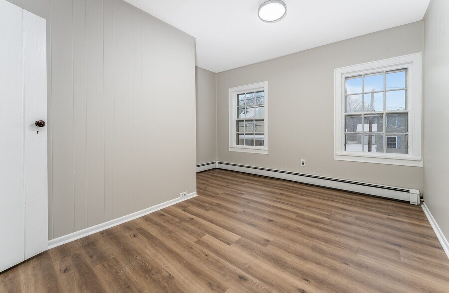 Building Photo - 20 Park Ave