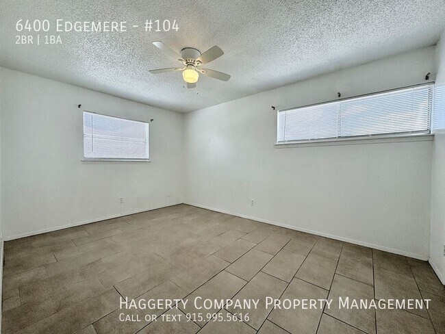 Building Photo - East El Paso Gated Refrig A/C 2bed Townhom...