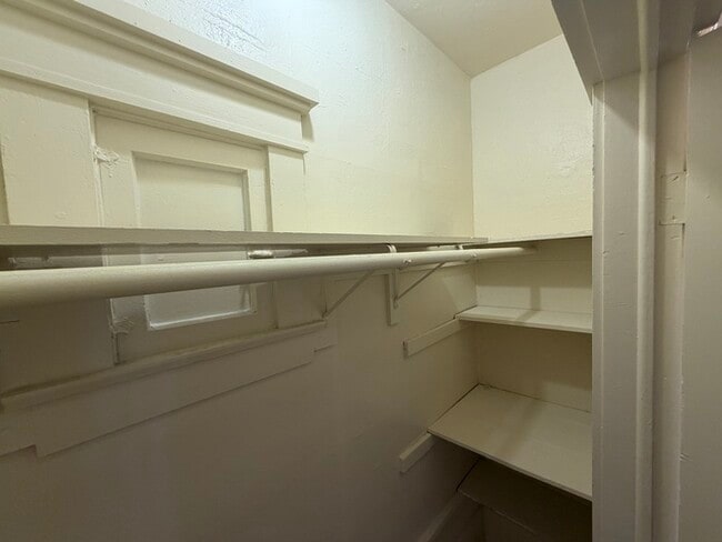 Building Photo - South Park Cottage Charm – 2BR/1BA with Bonus Room, Gated Yard & Garden Bed, Small Pets Welcome!
