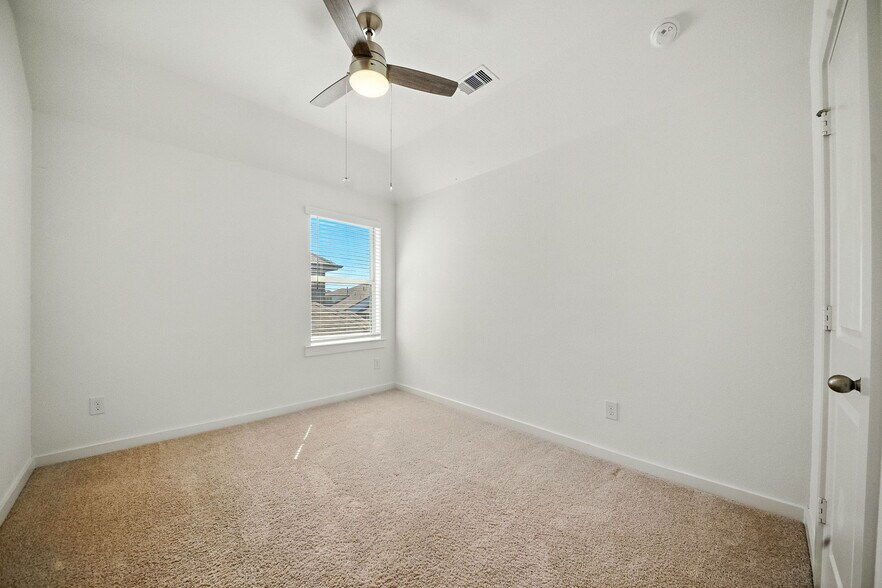 Building Photo - 13101 Cobalt Cove Ct