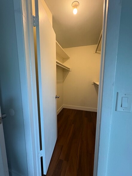 Bedroom 2 closet - 1202 N Andrews Ave