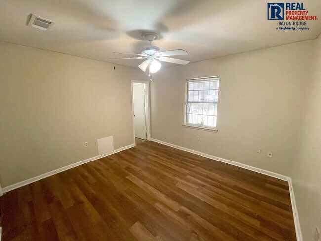 Building Photo - House: Mickens Place