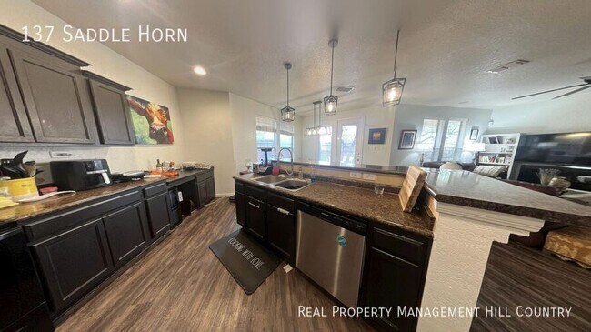 Building Photo - 137 Saddle Horn