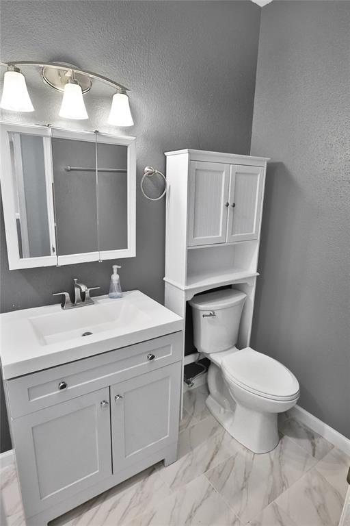 Building Photo - 9328 Blazing Star Trail