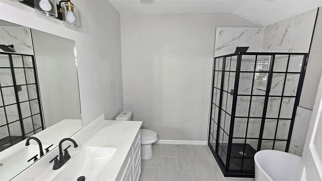 Building Photo - 8454 Blankenship Dr