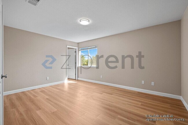 Building Photo - 8106 Westport Cir