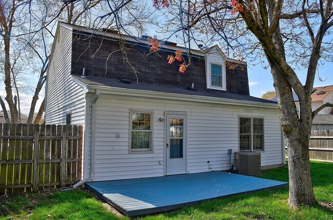 Building Photo - FOR RENT - INDIAN LAKES / SALEM AREA VIRGINIA BEACH!