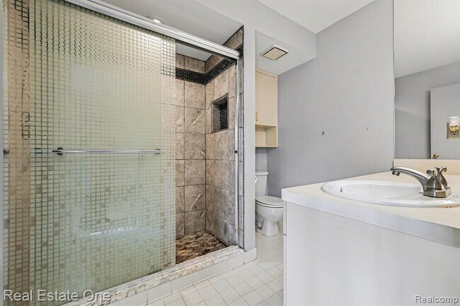 Building Photo - 4222 Breckenridge Dr