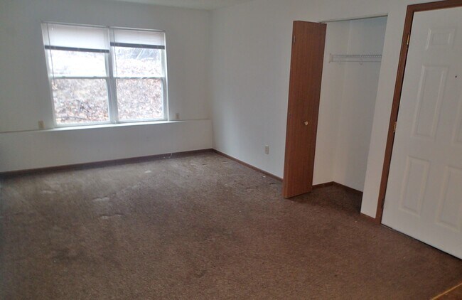 Building Photo - 1278 Brittain Rd