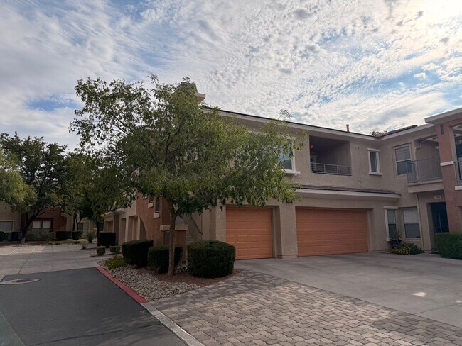 Building Photo - 830 Cozette Ct