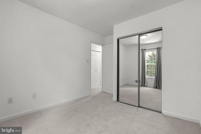 Building Photo - 2407 Alsop Ct