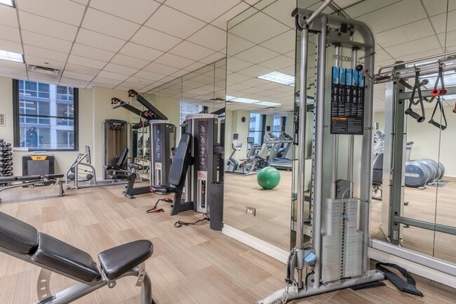 Building Photo - 208 W Washington St