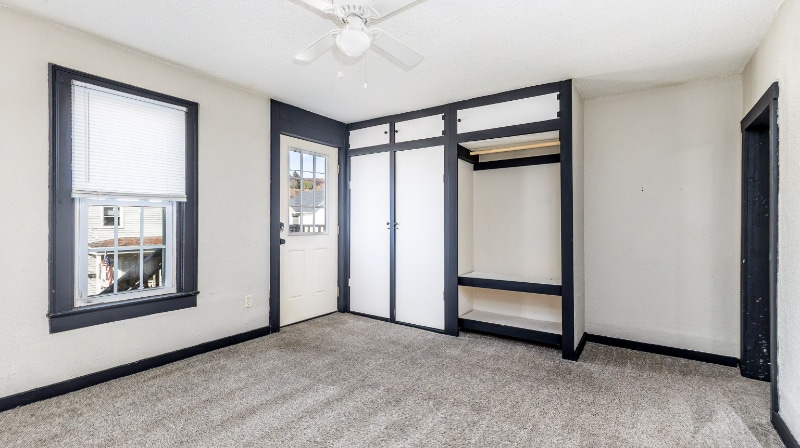 Building Photo - 1208 Rhomberg Ave