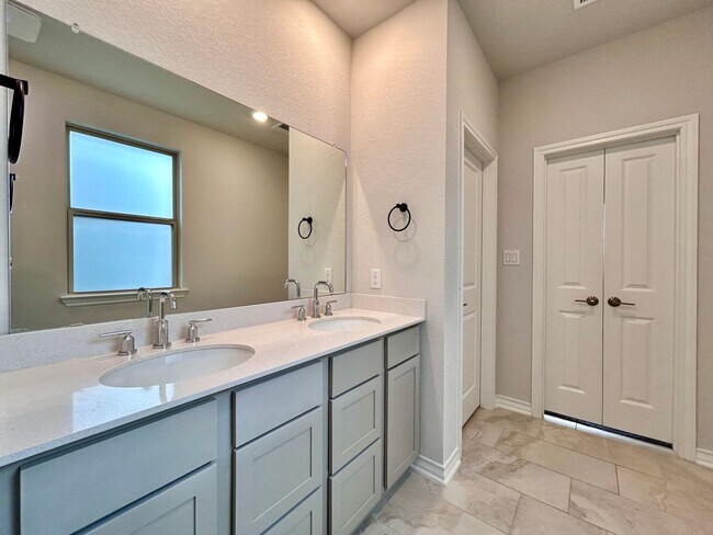 Building Photo - 230 Small Seed Dr