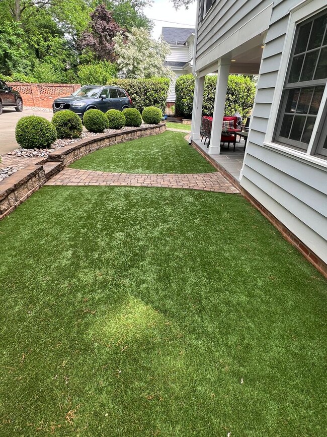 Building Photo - Gorgous 4 Bed 3.3 Bath house in the Sedgef...