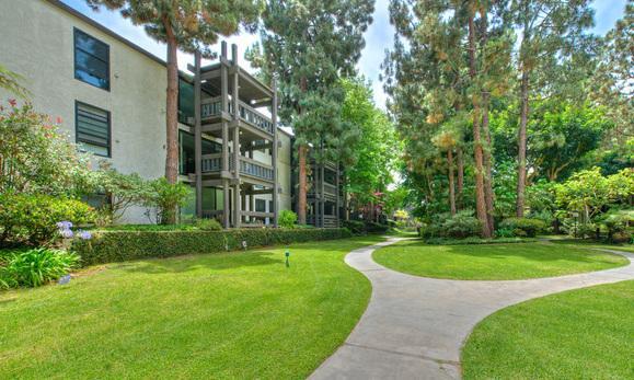 Building Photo - 7740 Redlands St