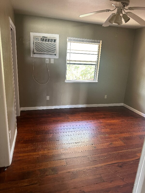 Building Photo - 3701 Sleeper Ave