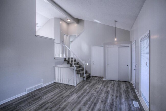 Building Photo - 3403 Henery Rd