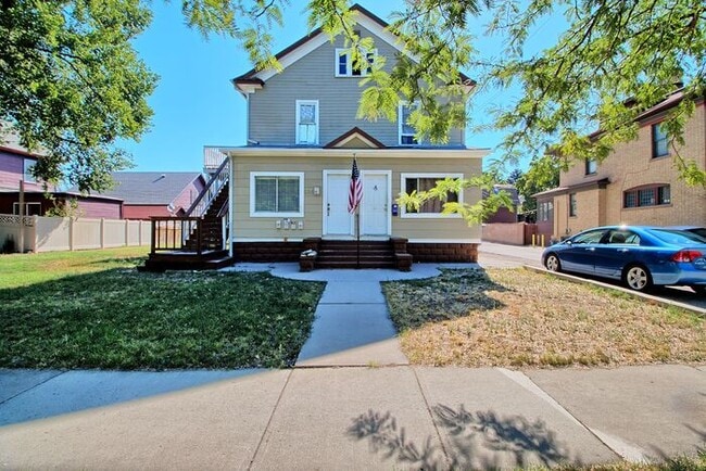 Primary Photo - 1 Bed 1 Bath Apartment Close to Downtown GJ