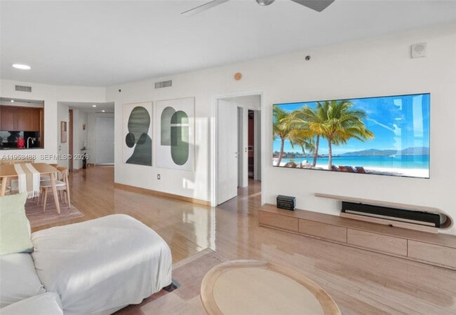 Building Photo - 450 Alton Rd