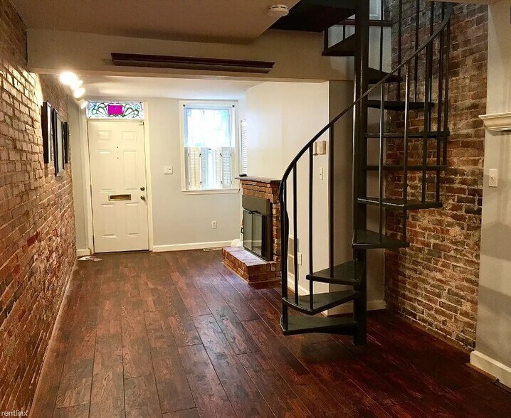 Building Photo - 1010 Patapsco St