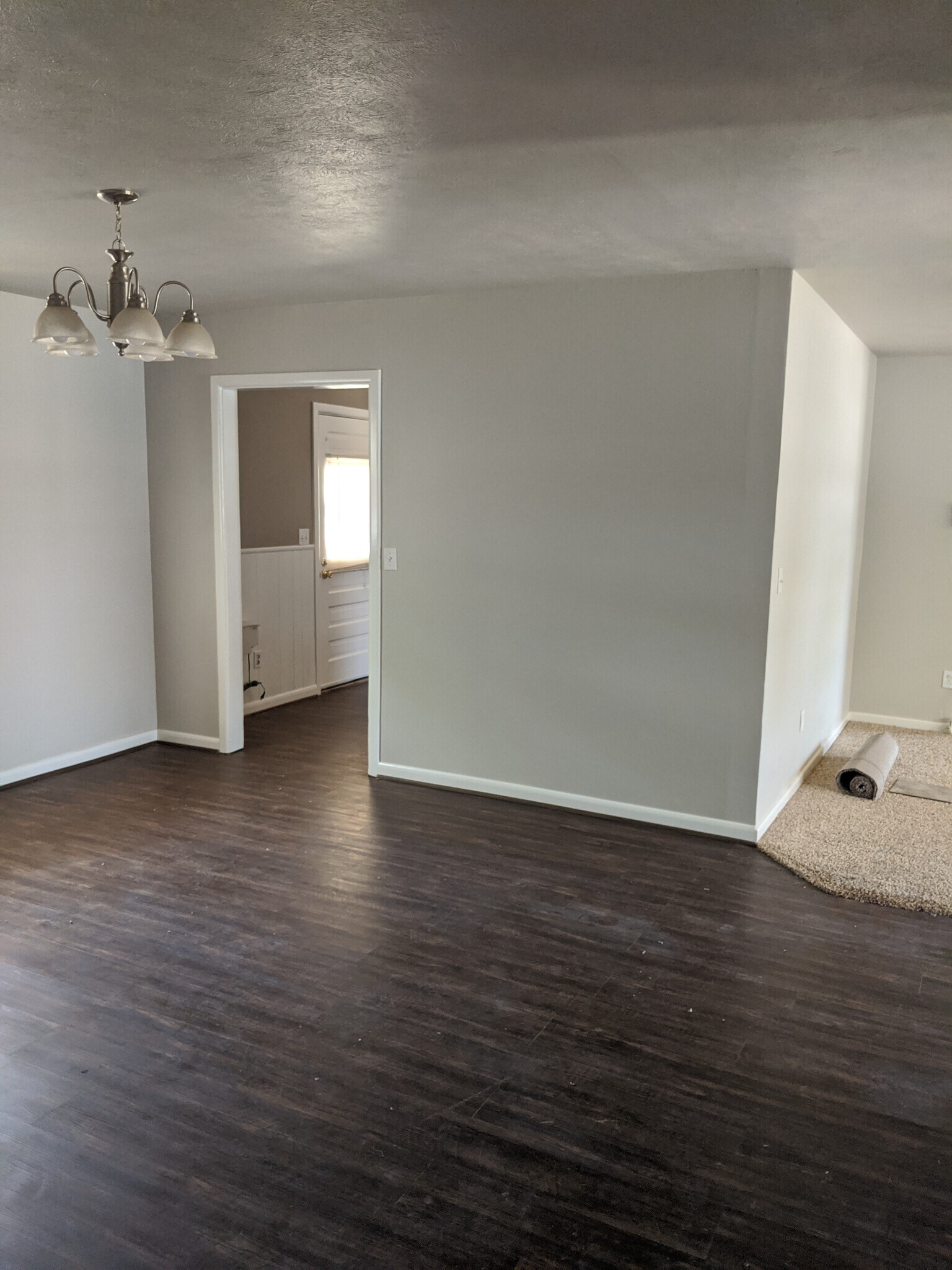 Building Photo - 1318 E Reppto