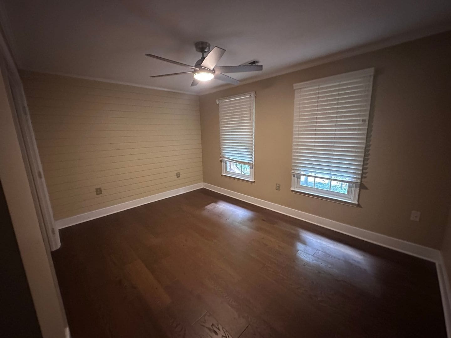 Building Photo - 10205 Chinkapin Dr