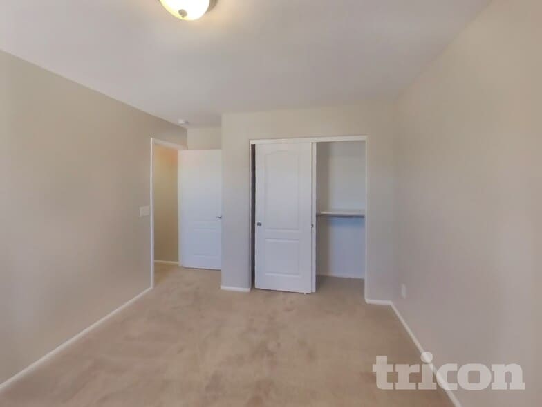 Building Photo - 21201 N Conlon Rd