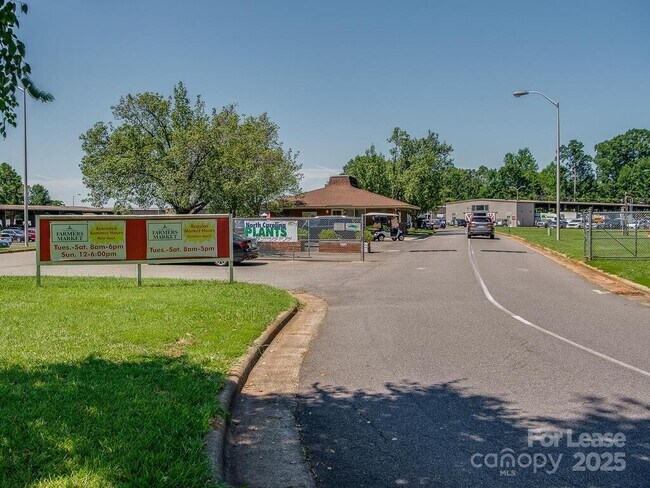 Building Photo - 3506 Auburn Curb Rd