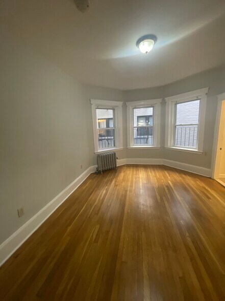 Building Photo - 38 Hemenway St