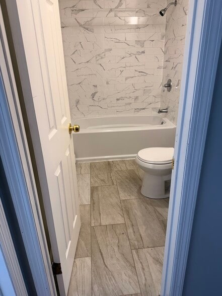 Building Photo - 11 Wopowog Trl