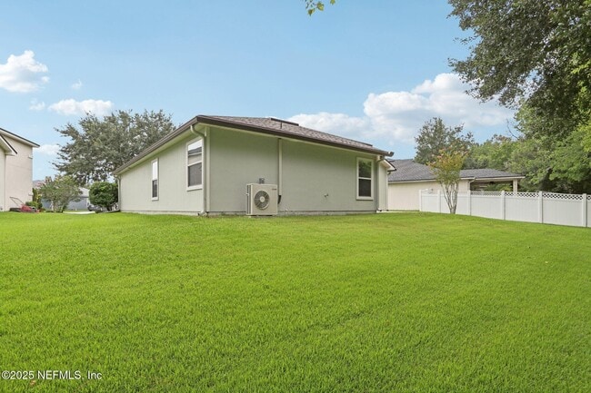 Building Photo - 562 S Aberdeenshire Dr