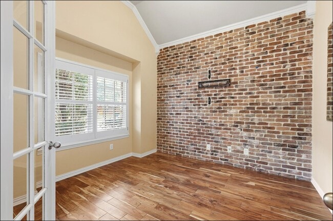 Building Photo - 14775 Holly Leaf Dr