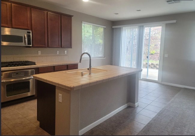 Building Photo - 11000 Caballo Cir