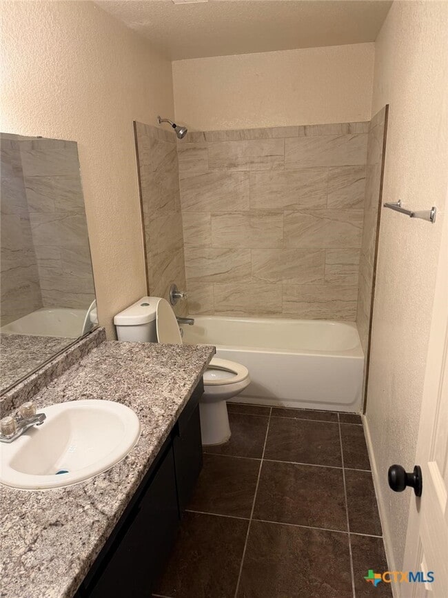 Building Photo - 4212 Embers Dr