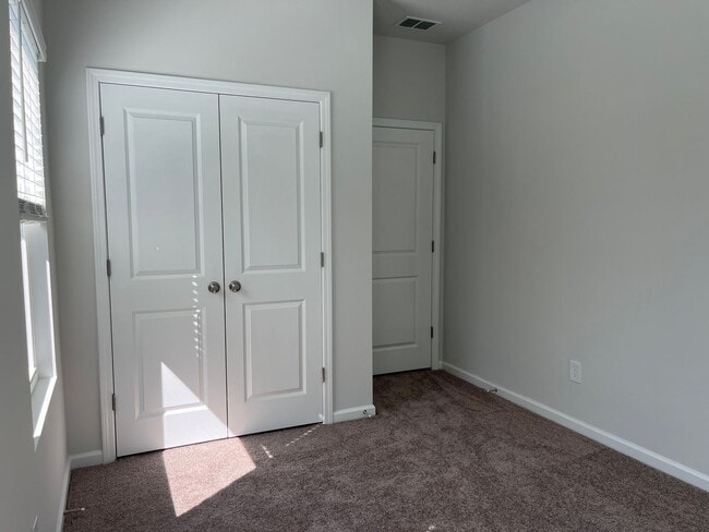 Building Photo - Brand New 3/3 Move In Ready Now!
