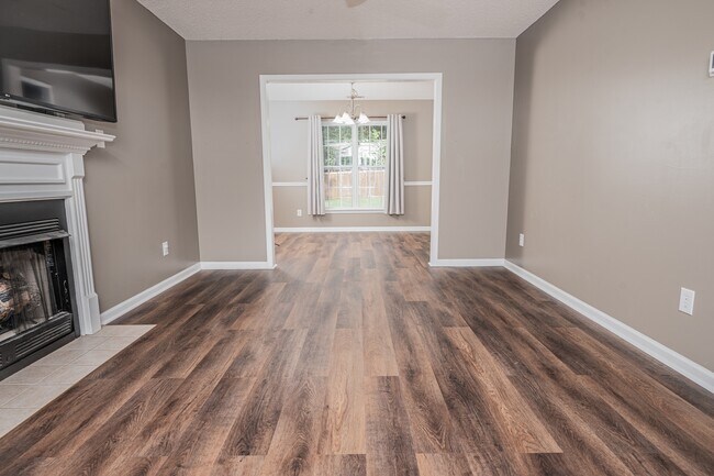 Building Photo - 103 Druid Ct