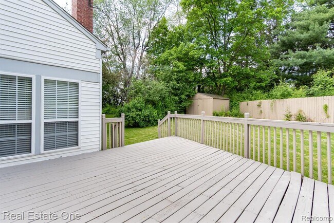 Building Photo - 3262 Woe-Be-Tide Ct