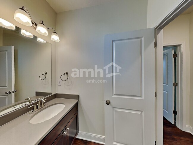 Building Photo - 8095 Hula Popper St