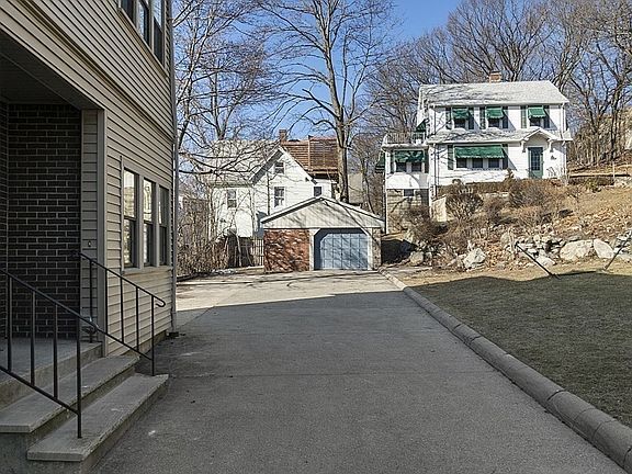 Driveway to Garage - 32 Park Ave