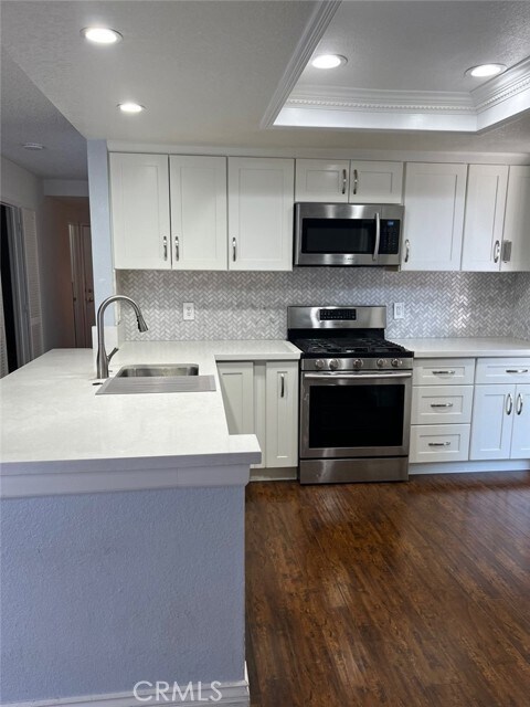 Building Photo - 29154 River Run Ln