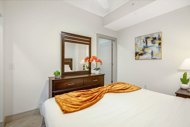 Building Photo - 1811 Southgate Blvd