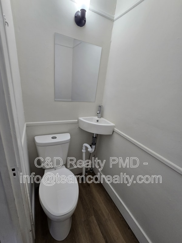 Building Photo - 15602 Delrey Ave