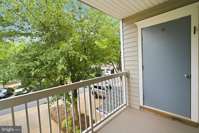 Building Photo - 12825 Fair Briar Ln