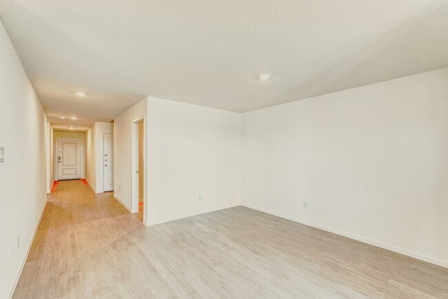 Building Photo - 476 San Miguel Crk Dr