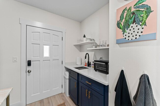 Building Photo - 3116 Golden Eye Dr